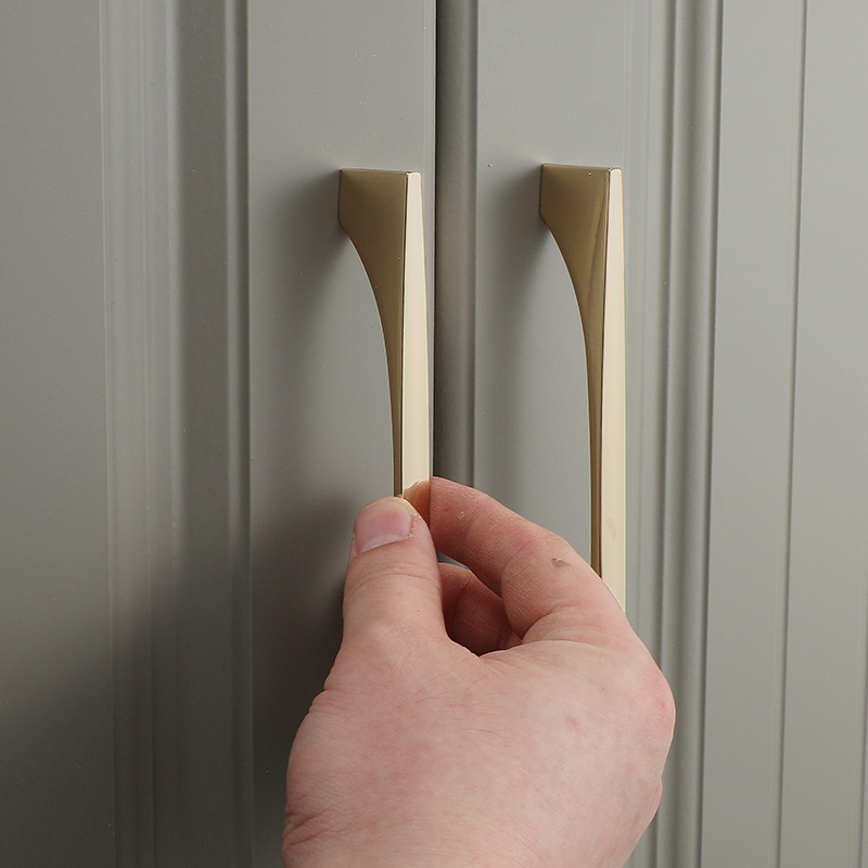 Ручки для кухонных шкафов из ц – обзор и цена Drawer Pull Gold